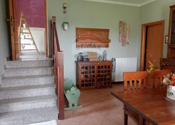 Scale - Casa indipendente Vaprio d'Agogna - foto 13