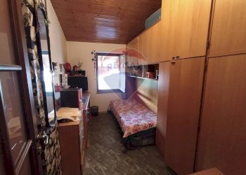 Camera / camera da letto - Casa indipendente Carpignano Sesia - foto 11