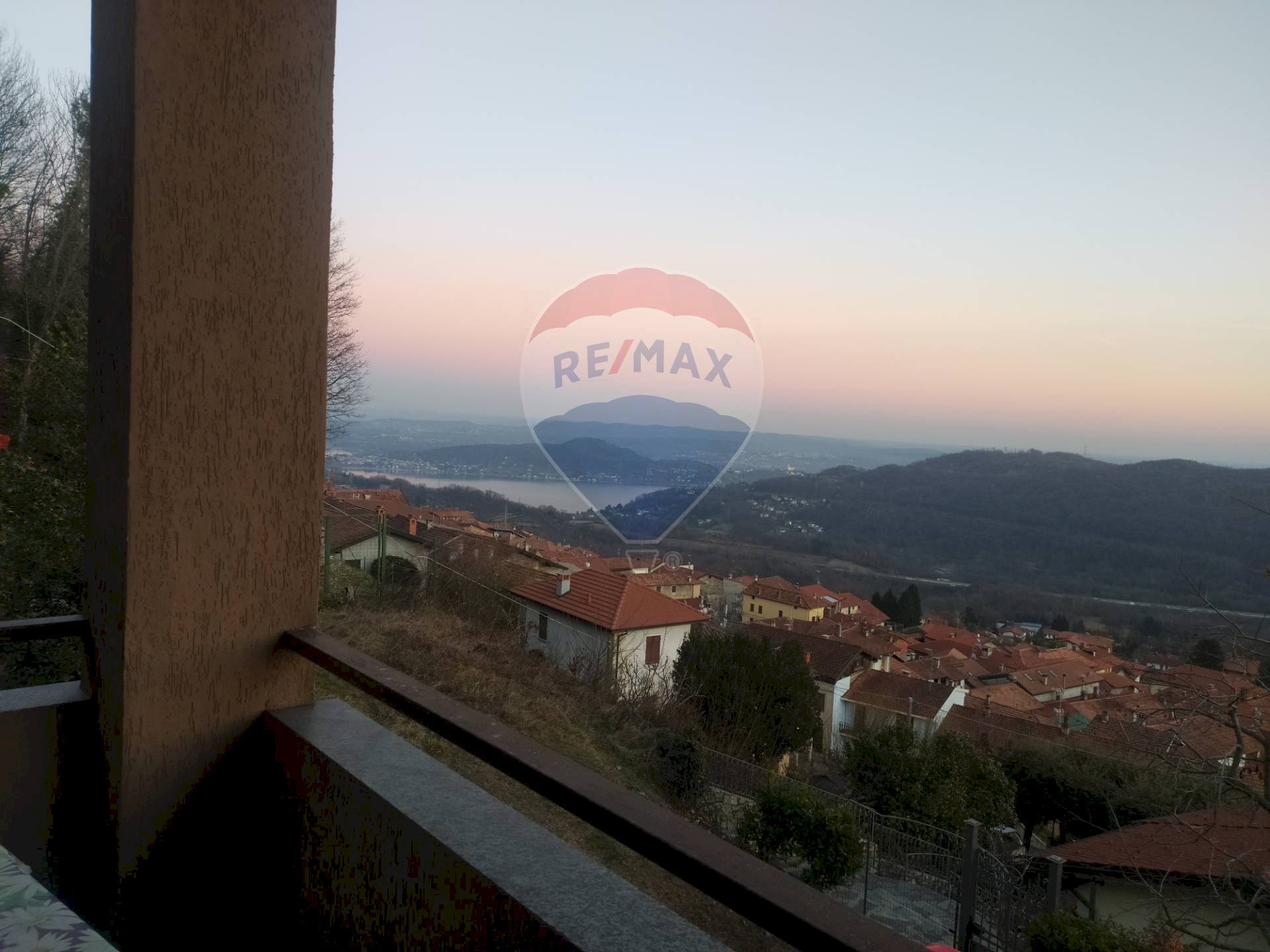 Edificio all\'aperto - Bilocale Colazza - foto 2