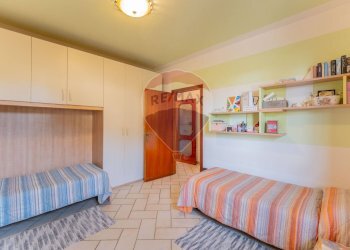 Camera / camera da letto - Casa semi indipendente via monterosa
 
23, Pombia - foto 20