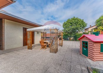 Terrazza - Casa semi indipendente via monterosa
 
23, Pombia - foto 24