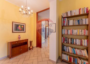 Hall / corridoio - Casa semi indipendente via monterosa
 
23, Pombia - foto 42