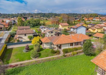 Casa all\'aperto - Casa semi indipendente via monterosa
 
23, Pombia - foto 69