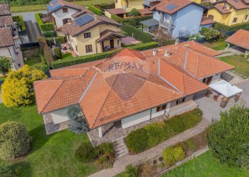 Casa all\'aperto - Casa semi indipendente via monterosa
 
23, Pombia - foto 71