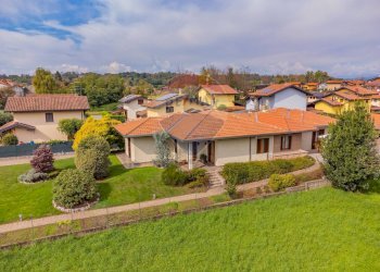 Casa all\'aperto - Casa semi indipendente via monterosa
 
23, Pombia - foto 101