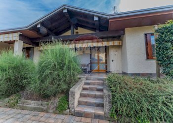 Casa all\'aperto - Casa semi indipendente via monterosa
 
23, Pombia - foto 113