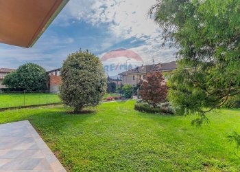 Giardino - Casa semi indipendente via monterosa
 
23, Pombia - foto 114