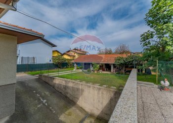 Casa all\'aperto - Casa semi indipendente via monterosa
 
23, Pombia - foto 117