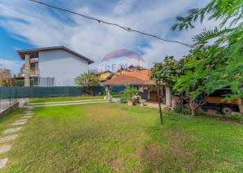 Giardino - Casa semi indipendente via monterosa
 
23, Pombia - foto 118