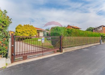 Casa all\'aperto - Casa semi indipendente via monterosa
 
23, Pombia - foto 124