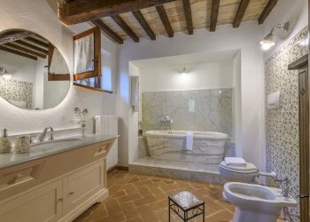 Foto 19 - Rustic Str. Valubbio
 
16, Cagli - photo 19