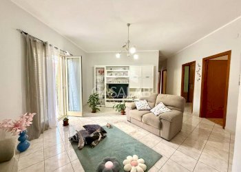 Foto 5 - Appartamento via Campania
 
14, Carini - foto 4