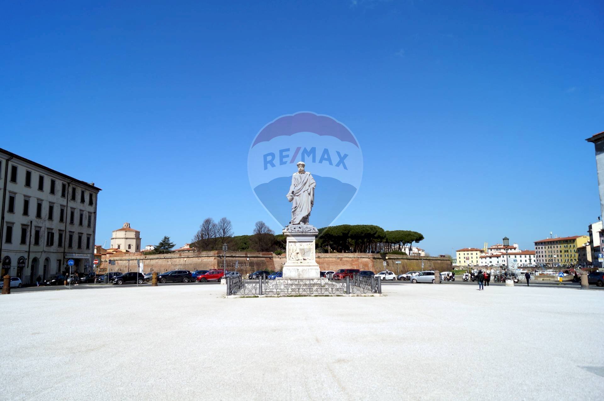 Edificio all\'aperto - Warehouse Livorno - photo 1