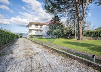 Casa all\'aperto - Independent house STRADA STATALE AURELIA
20, San Giuliano Terme - photo 3