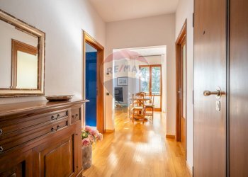 Hall / corridoio - Independent house STRADA STATALE AURELIA
20, San Giuliano Terme - photo 27