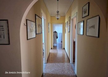 Corridoio - Quadrilocale via Roma, 5, Ventimiglia - foto 3