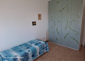 Camera da letto - Quadrilocale via Roma, 5, Ventimiglia - foto 10