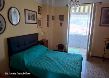 Camera da letto - Four-room apartment via Roma, 5, Ventimiglia - photo 19