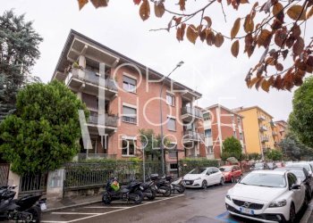 Facciata - Trilocale via Luciano Toso Montanari, Bologna (zona Massarenti) - foto 10