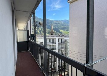 Balcone - Quadrilocale corso 26 Febbraio, 24, Aosta - foto 11