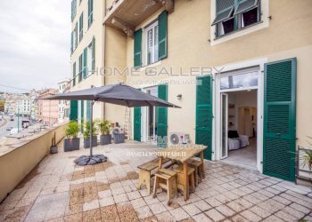 Terrazzo - Bilocale via Antonio Gramsci, 29, Genova (zona Centro Storico) - foto 1