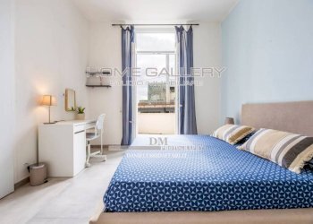 Camera da letto - Bilocale via Antonio Gramsci, 29, Genova (zona Centro Storico) - foto 12