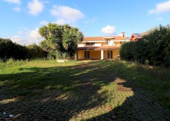 giardino - Casa semi indipendente delle Macere
 
11, Formello - foto 2