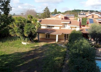 facciata - Casa semi indipendente delle Macere
 
11, Formello - foto 7