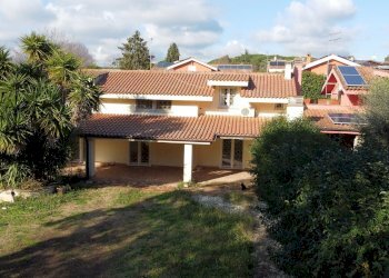 facciata - Casa semi indipendente delle Macere
 
11, Formello - foto 12