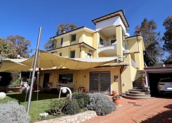 facciata - Villa della vaccheria, Trevignano Romano - foto 2