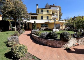 facciata - Villa della vaccheria, Trevignano Romano - foto 9