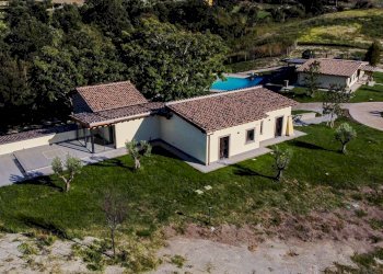 facciata - Villa del Baccano, Campagnano di Roma - foto 21