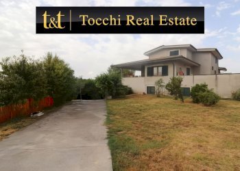 facciata - Casa semi indipendente di Vallelunga, Rignano Flaminio - foto 1