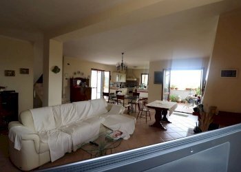 soggiorno - Casa semi indipendente di Vallelunga, Rignano Flaminio - foto 23