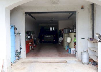 garage - Casa semi indipendente di Vallelunga, Rignano Flaminio - foto 24