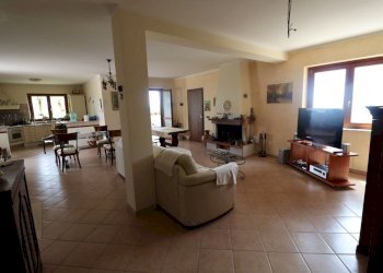 soggiorno - Casa semi indipendente di Vallelunga, Rignano Flaminio - foto 38