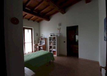 camera da letto - Casa semi indipendente di Vallelunga, Rignano Flaminio - foto 40