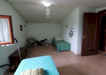 camera da letto - Casa semi indipendente di Vallelunga, Rignano Flaminio - foto 69