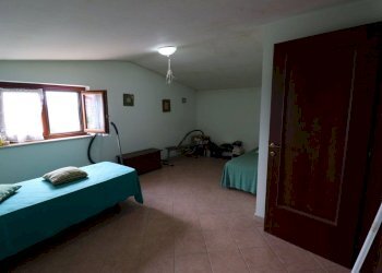camera da letto - Casa semi indipendente di Vallelunga, Rignano Flaminio - foto 73
