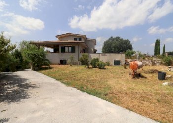 facciata - Casa semi indipendente di Vallelunga, Rignano Flaminio - foto 98
