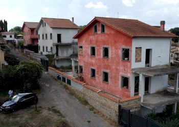 facciata - Villa della Resistenza, Mazzano Romano - foto 5