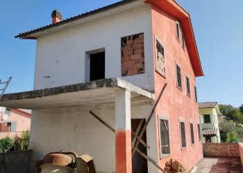 facciata - Villa della Resistenza, Mazzano Romano - foto 29