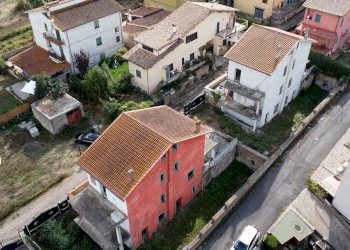 facciata - Villa della Resistenza, Mazzano Romano - foto 5