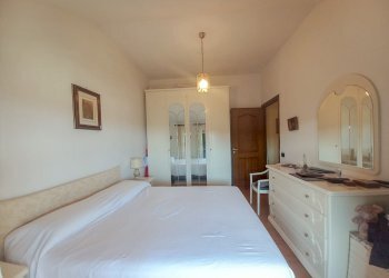 camera da letto - Trilocale Mariano Marchicelli, Formello - foto 19