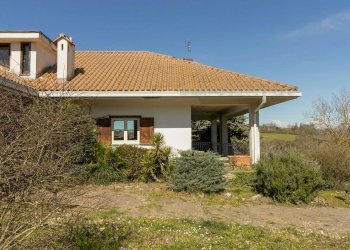 facciata - Casa semi indipendente della Selvotta, Formello - foto 5