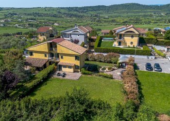 facciata - Casa semi indipendente Monte Cuculo, Campagnano di Roma - foto 4