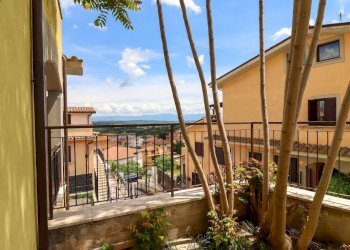 facciata - Bilocale Arturo Toscanini, Rignano Flaminio - foto 20