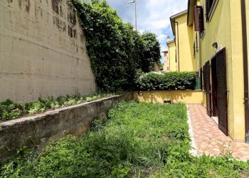 giardino - Bilocale Arturo Toscanini, Rignano Flaminio - foto 25