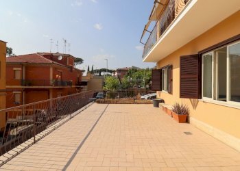 terrazzo - Villa Piadena, Roma - foto 6