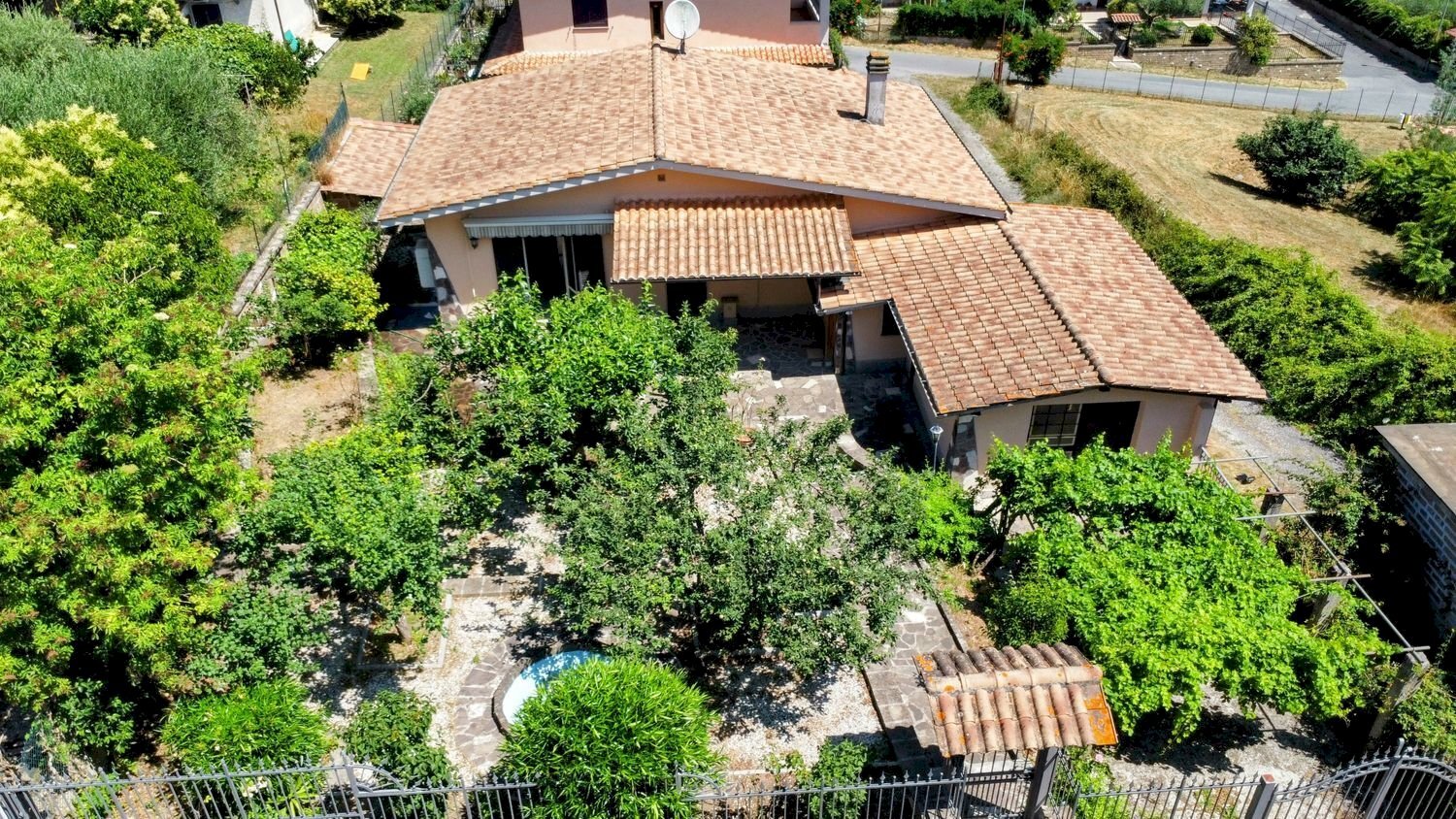 facciata - Villa di Piazza Fontana, Mazzano Romano - foto 2